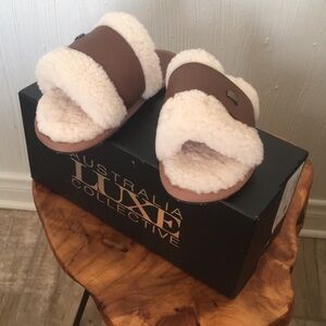 $140 New with box Australia Luxe Collective  Muchas Shearling Slides 5 boho